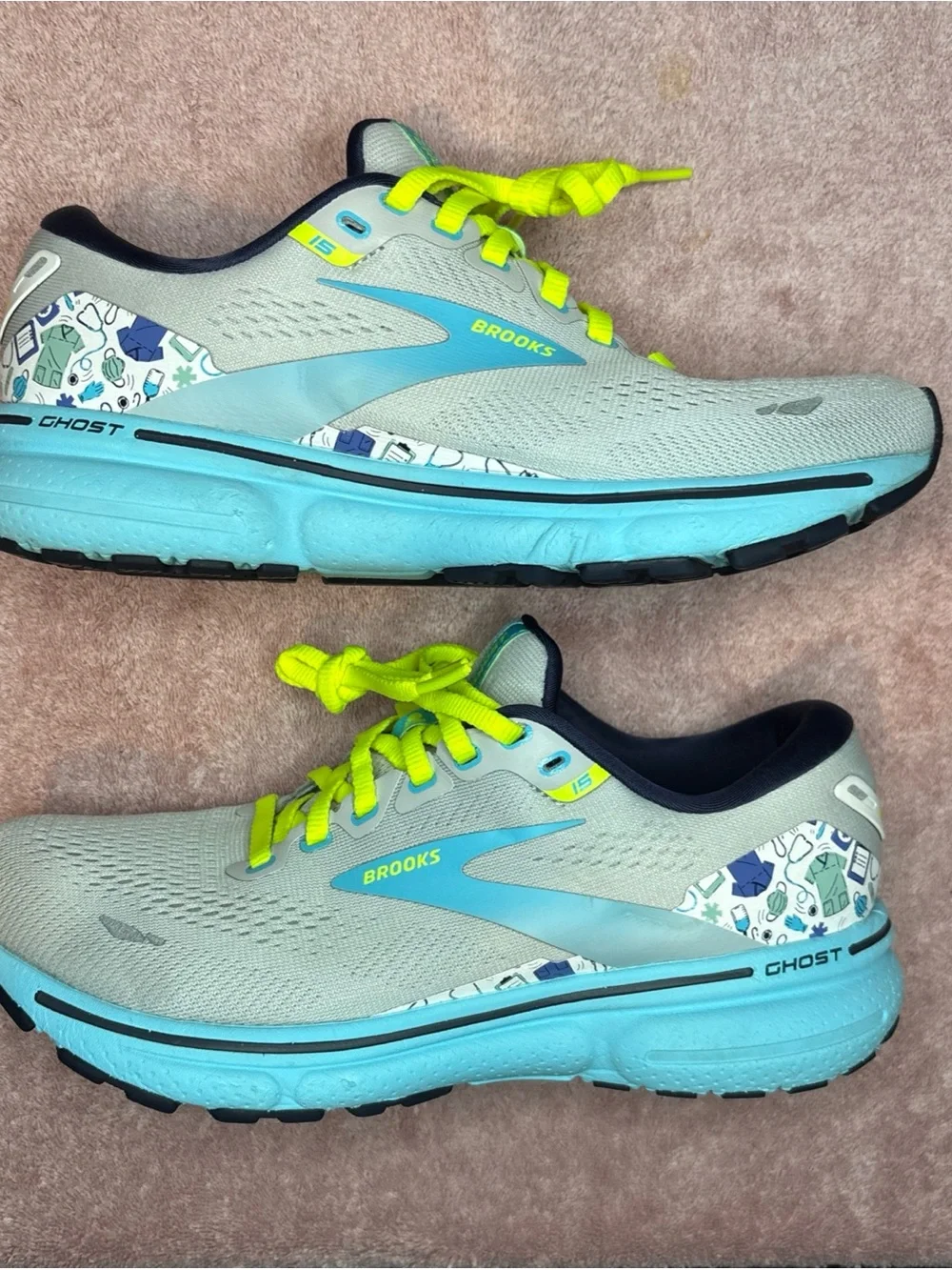 Brooks Ghost 15 Running Shoes Womens Size 7.5 Sneakers Healthcare Walking Gym_2
